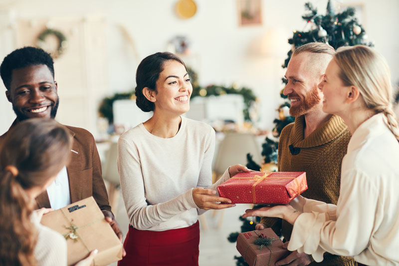 How to Make Holiday Gift Giving Joyful and Meaningful